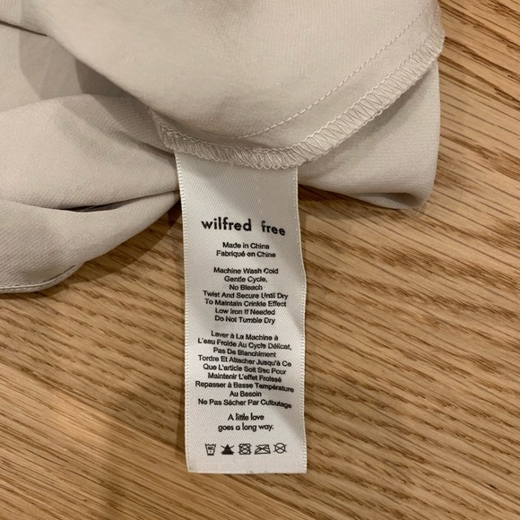 Aritzia Silk Midi Skirt 🥐 - Picture 4 of 6